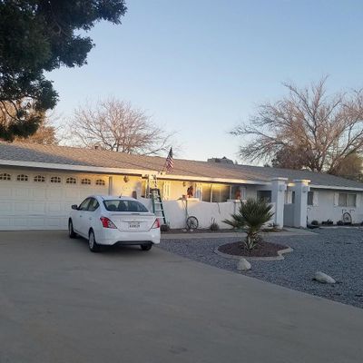 8919 5 Th Ave, Hesperia, CA 92345