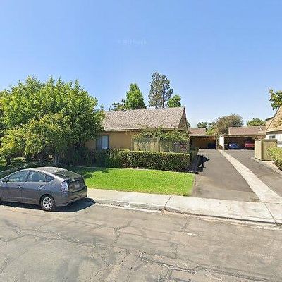 8922 Flanders Dr, San Diego, CA 92126