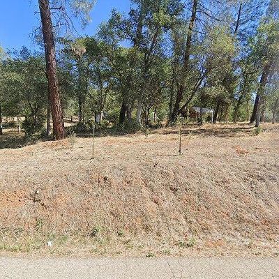 8935 Simmons Rd, Redding, CA 96001