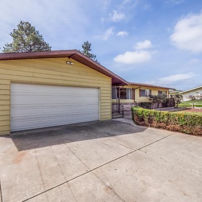 895 Green Valley Rd, Watsonville, CA 95076