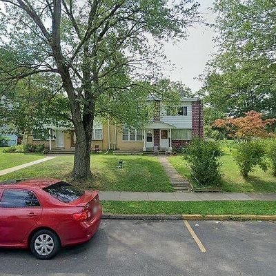 896 Wedgewood Dr, Lansdale, PA 19446