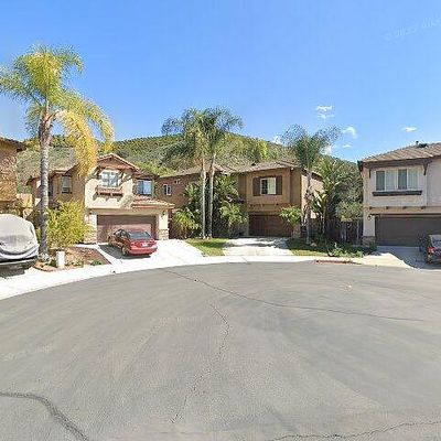 8977 Courtyard View Dr, Escondido, CA 92026