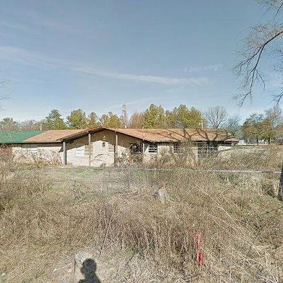 898 Payton Rd, Texarkana, TX 75501