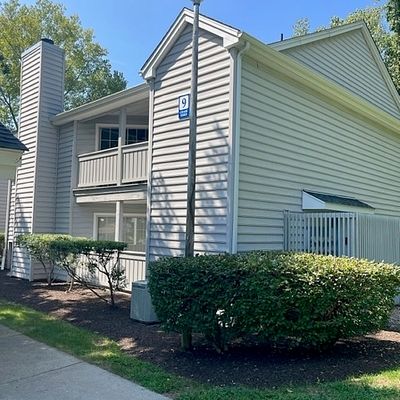 9 Chase Oak Court, Groton, CT 06340