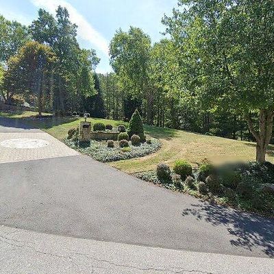 9 Chamaral Ct, Cockeysville, MD 21030