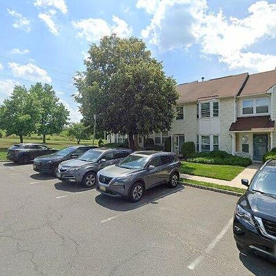 9 Concord Sq, Sayreville, NJ 08872