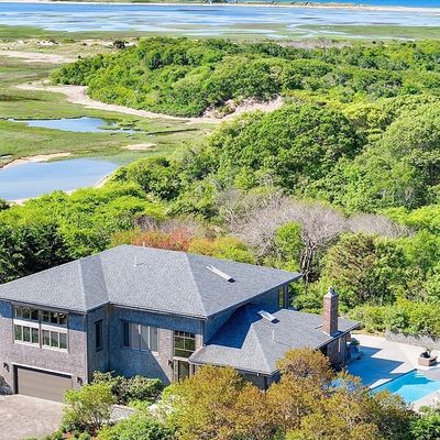 9 Creek Round Hill Rd, Provincetown, MA 02657