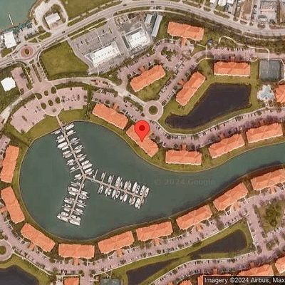 9 Harbour Isle Dr E Ph 4, Fort Pierce, FL 34949