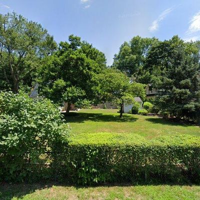 9 Haring St, Closter, NJ 07624