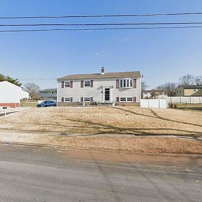 9 Montrose Rd, Somerset, NJ 08873