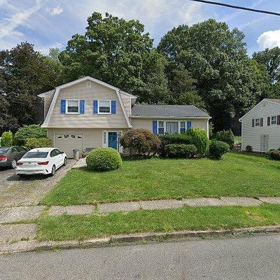 9 Rhonda Pl, Wanaque, NJ 07465