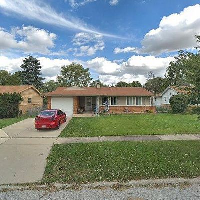 9 Ridgewood Rd, Elk Grove Village, IL 60007