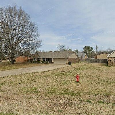 9 Sanders Ln, Caledonia, MS 39740