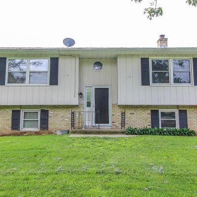 9 Water St, Cambridge, WI 53523