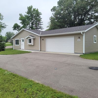 90 Birch Ave, Alexandria, MN 56308