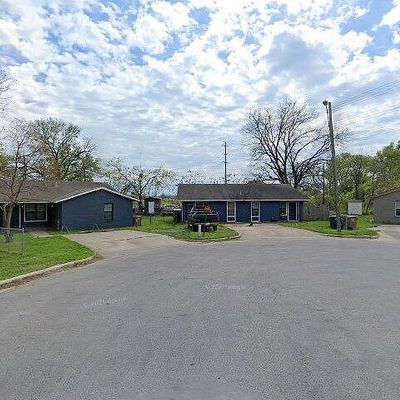 900 E Leslie Cir, Austin, TX 78721