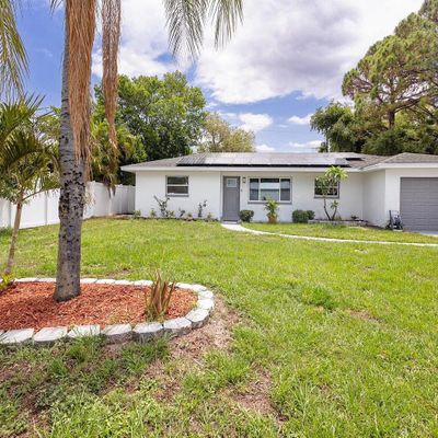 9009 108 Th St, Seminole, FL 33772