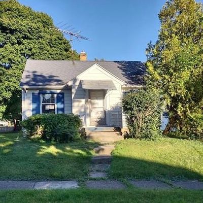 901 Nipp Ave, Lansing, MI 48915