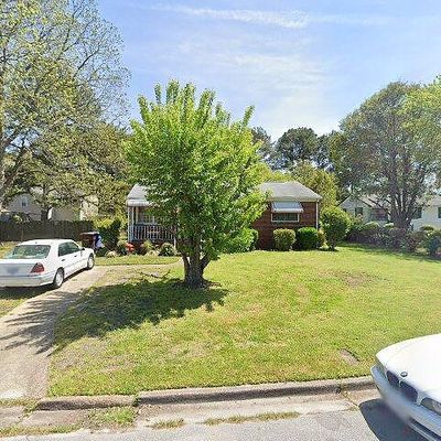 901 Westgate Ct, Chesapeake, VA 23324