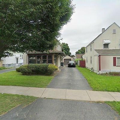 902 Glide St, Rochester, NY 14606