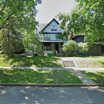 902 Goodrich Ave, Saint Paul, MN 55105