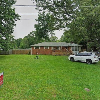 902 Lindsay Ave, Chattanooga, TN 37421