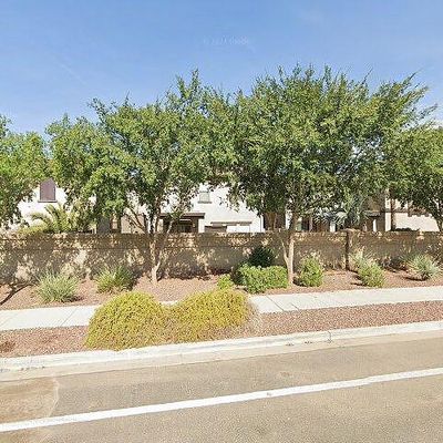 902 N 111 Th Dr, Avondale, AZ 85323