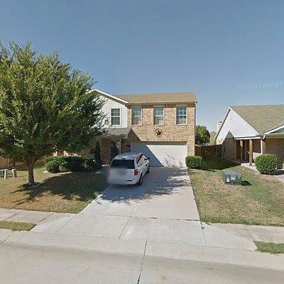 9021 Chisholm Trl, Cross Roads, TX 76227