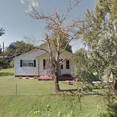 903 Victory St, Lilbourn, MO 63862