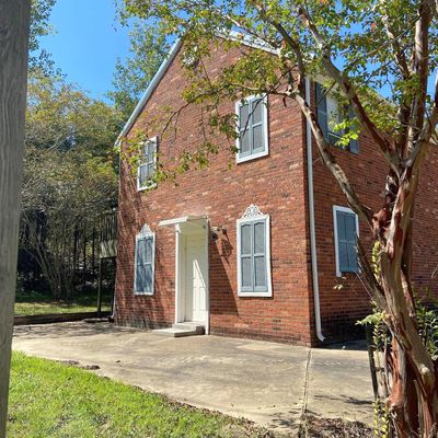 903/905 Old Mayhew Rd, Starkville, MS 39759