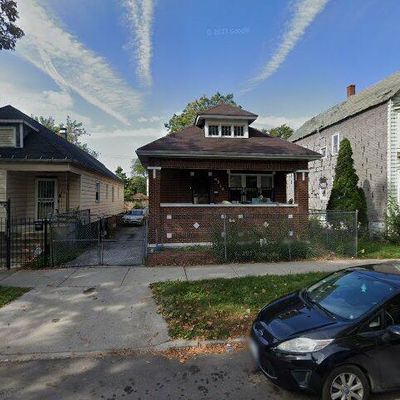 8524 S Muskegon Ave, Chicago, IL 60617