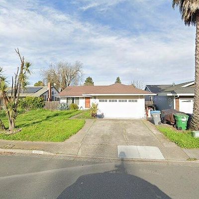 8528 Loretto Ave, Cotati, CA 94931