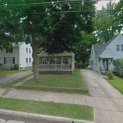 854 Davies Ave, Akron, OH 44306