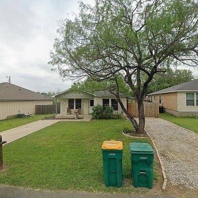 855 Pecan Ln, Cottonwood Shores, TX 78657