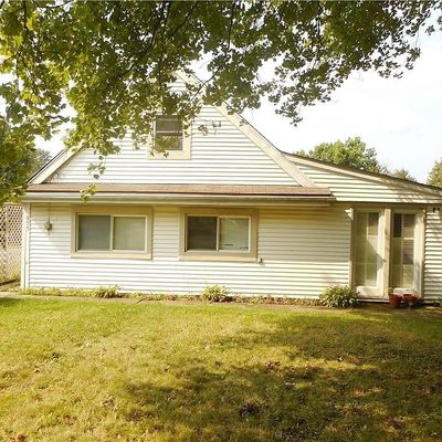 855 Swartz Rd, Coventry Township, OH 44319