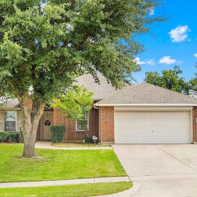 856 Roaring Springs Rd, Grand Prairie, TX 75052