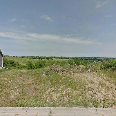 858 Augusta Ave, Zumbrota, MN 55992