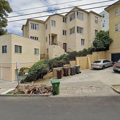 858 E 28 Th St, Oakland, CA 94610