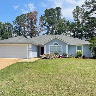 858 Riverchase Dr, Brandon, MS 39047