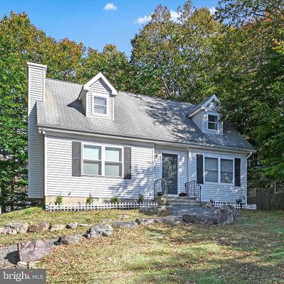 8580 Bumble Bee Way, Tobyhanna, PA 18466