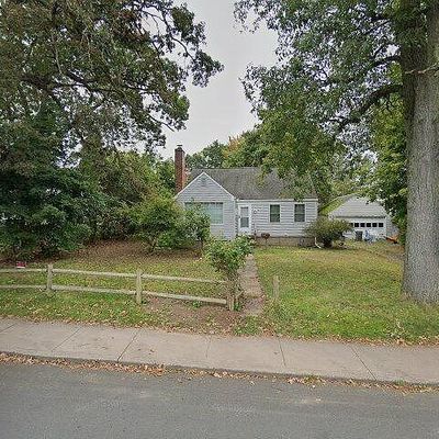 86 Middle Tpke E, Manchester, CT 06040