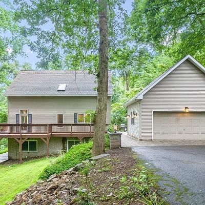 86 Mine Rd, High Bridge, NJ 08829