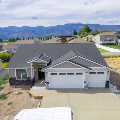 86 Sailing Hawk Ln, Manson, WA 98831