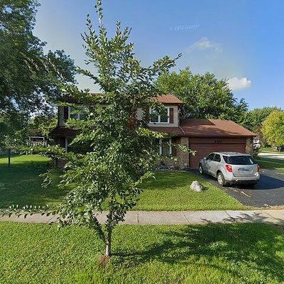 860 Windemere Ln, Lake Zurich, IL 60047