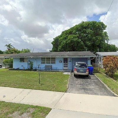 8600 Taft St, Pembroke Pines, FL 33024