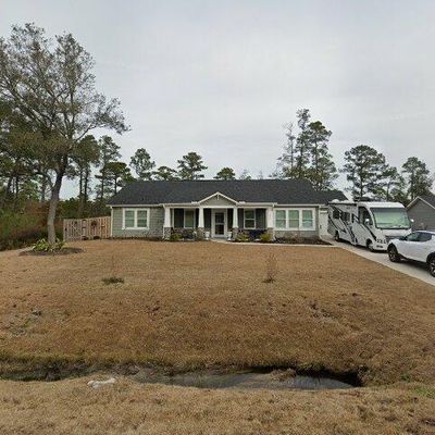 861 Golf View Rd, Southport, NC 28461