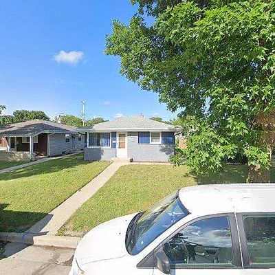 8610 W Potomac Ave, Milwaukee, WI 53225