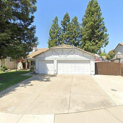 8617 Garnet Crest Ct, Elk Grove, CA 95624