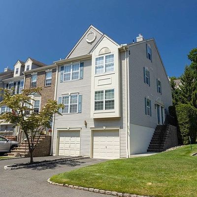 862 Alexandria Ct, Ramsey, NJ 07446