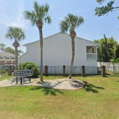 8623 N Lagoon Dr, Panama City, FL 32408